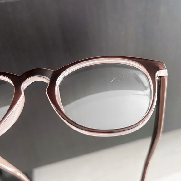 Brown round non prescription glasses - Picture 7 of 8